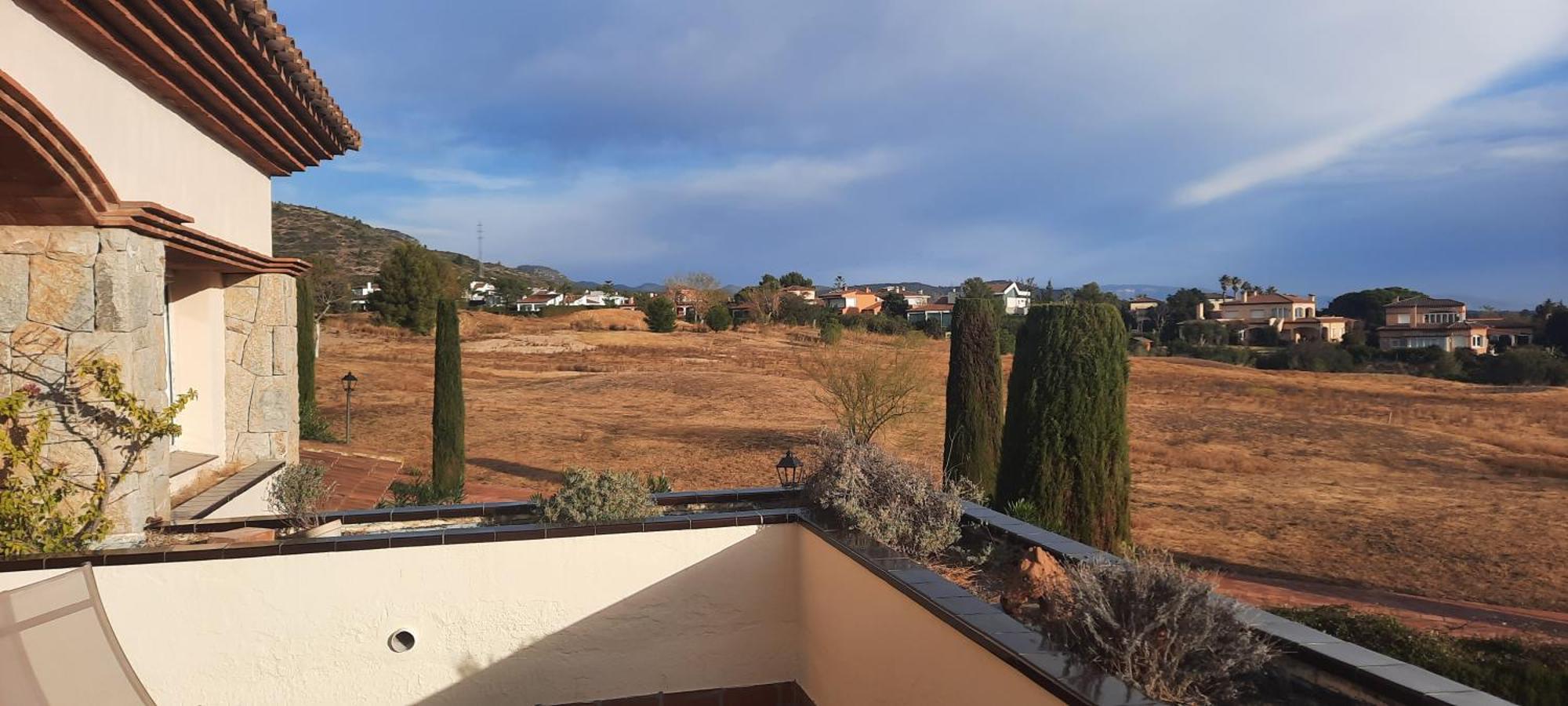 Apartamento Vistas Golf Bonmont Bonmont Terres Noves Exterior photo
